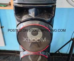Awoof 2000W Bluetooth LG Xboom player