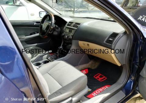 EXTREMELY CLEAN 2007 MODEL HONDA DC - 3/3